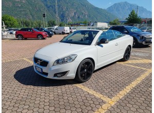 VOLVO C70 SUMMUN D3 G TRONIC EURO 5A VOLVO C70 SUMMUN D3 G TRONIC EURO 5A
